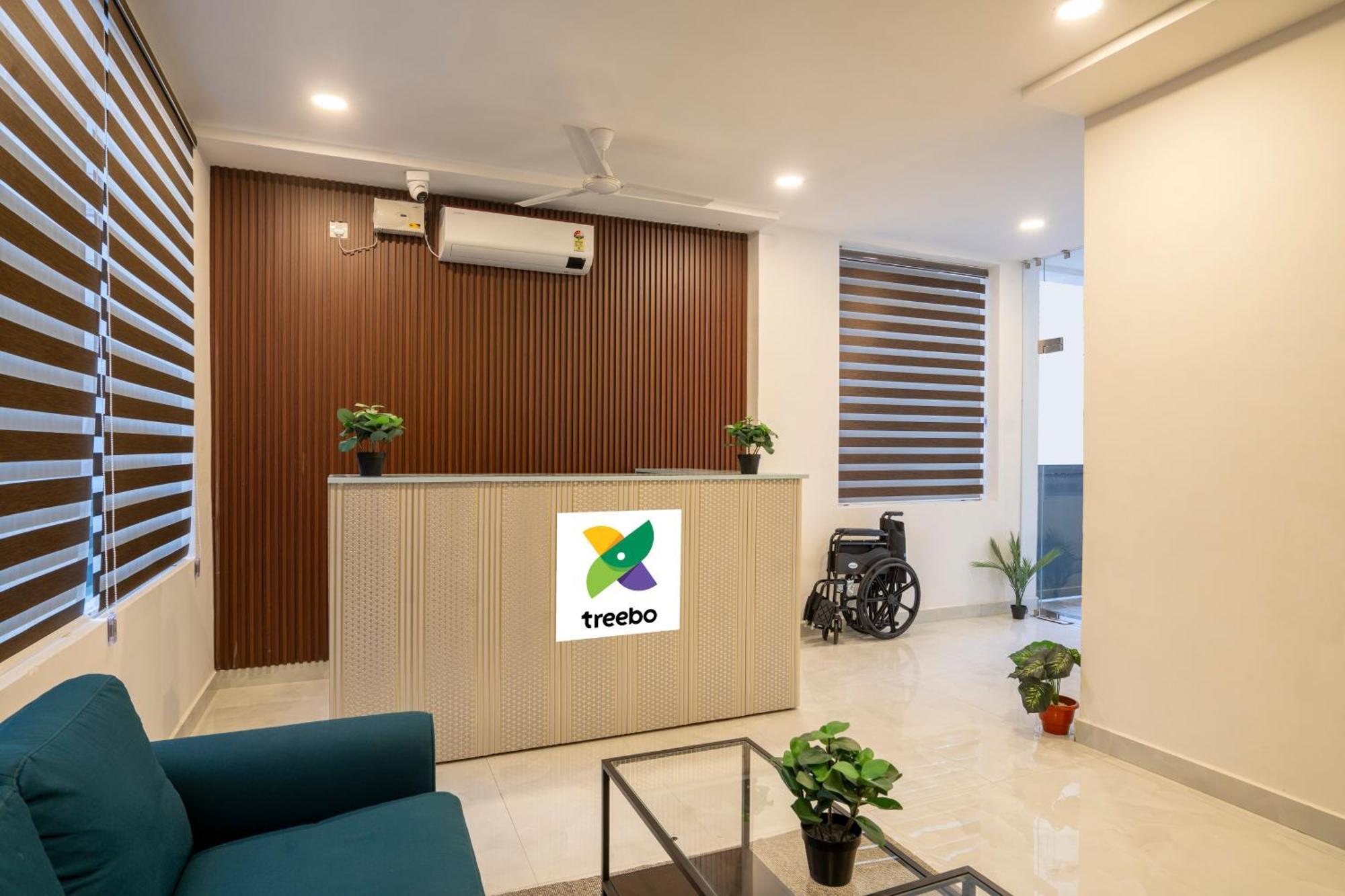 Treebo De Alphabet Gachibowli Hotel Haiderabad Buitenkant foto