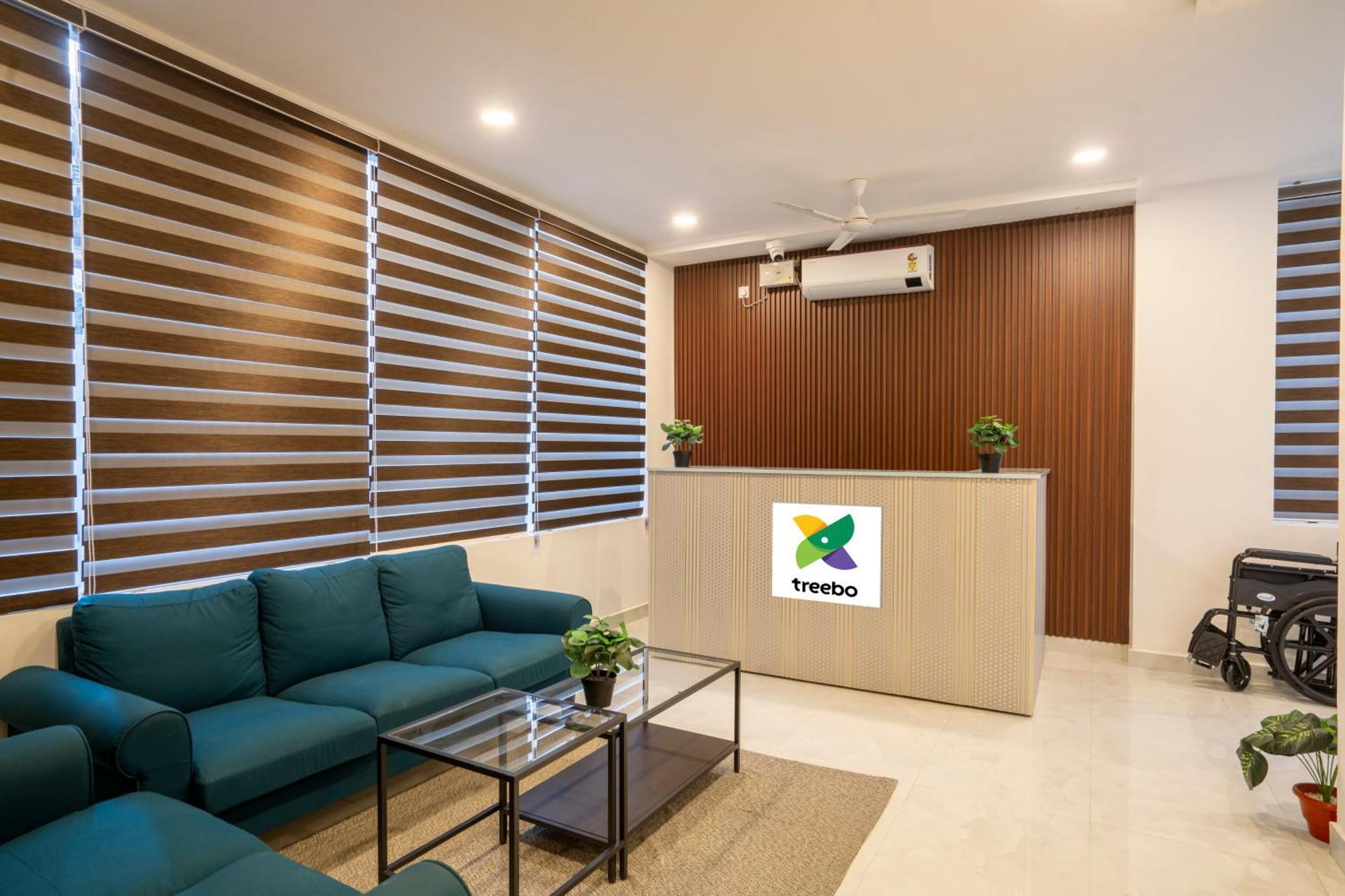 Treebo De Alphabet Gachibowli Hotel Haiderabad Buitenkant foto